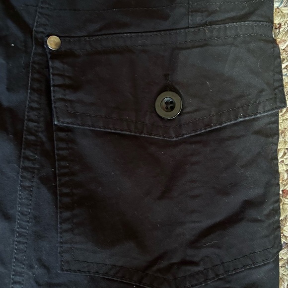 💚3/$25 size 20W black capris - Picture 3 of 11